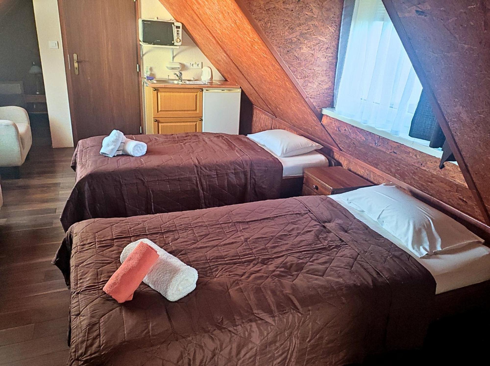 Spa & Pool Apartments Prestige Villa Ivica Marianka 外观 照片